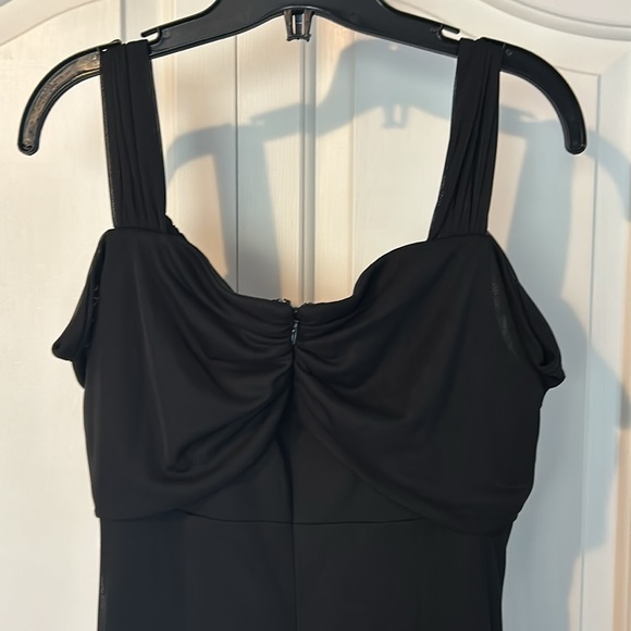 Black gauzy formal dress - Picture 5 of 6